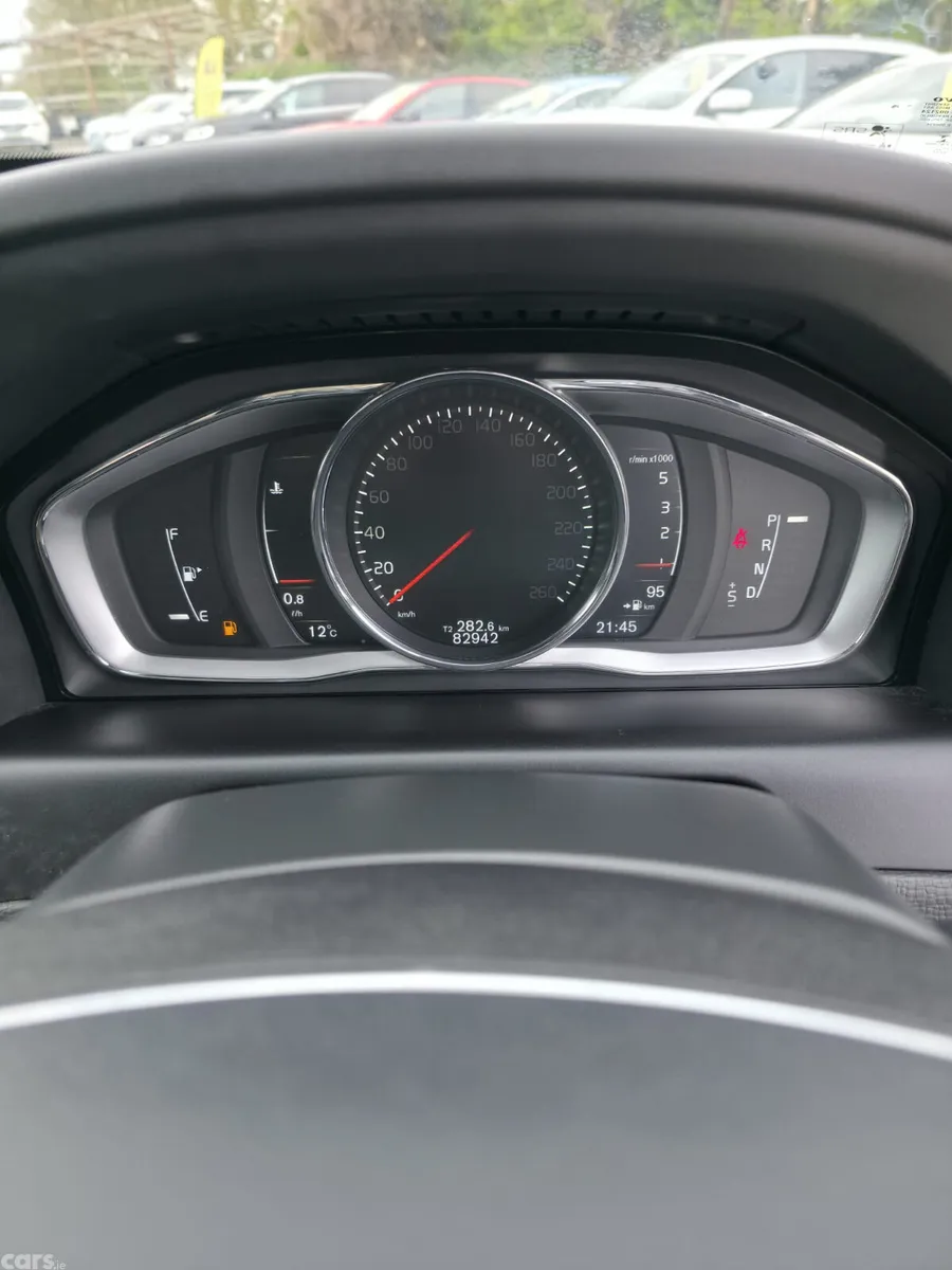 Volvo XC60 SUV, Diesel, 2017, White