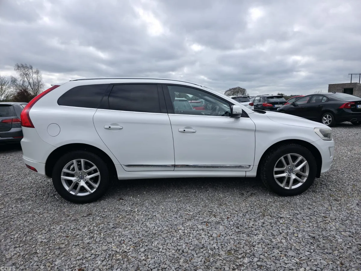 Volvo XC60 SUV, Diesel, 2017, White