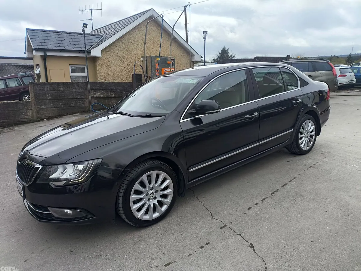 Skoda Superb Saloon, Diesel, 2015, Black