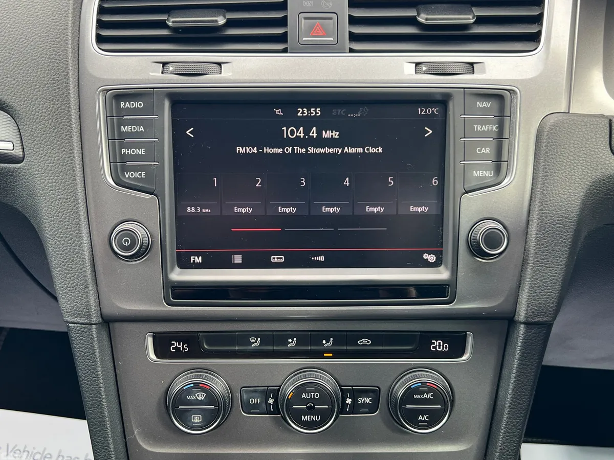 Volkswagen Golf Hatchback, Petrol, 2015, Grey