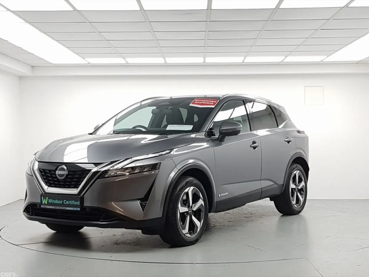 Nissan Qashqai MPV, Petrol, 2023, Grey