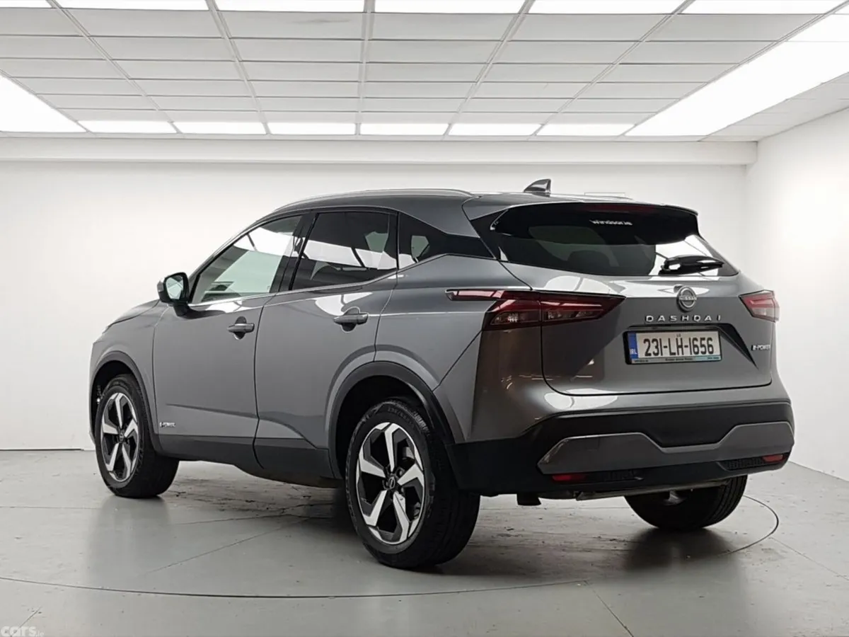 Nissan Qashqai MPV, Petrol, 2023, Grey