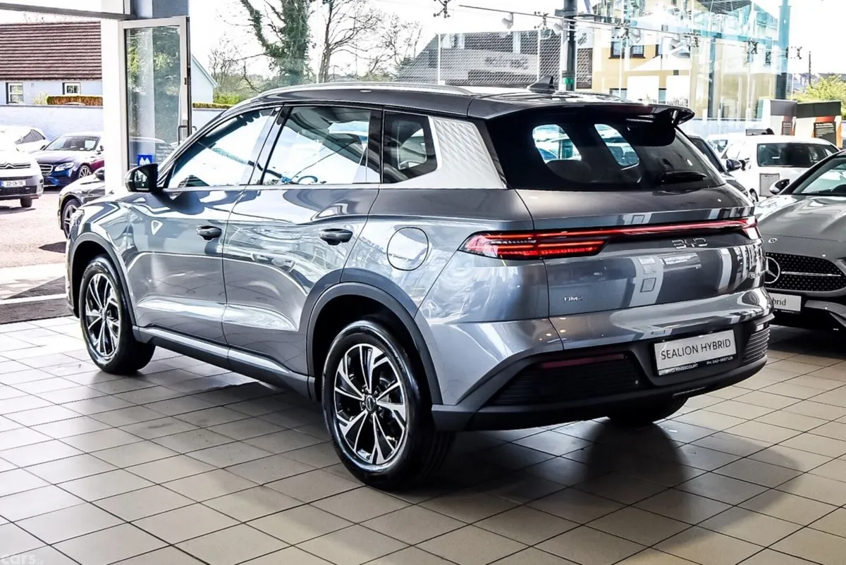 BYD SEALION 5 SUV, Petrol Plug-in Hybrid, 2026, Grey