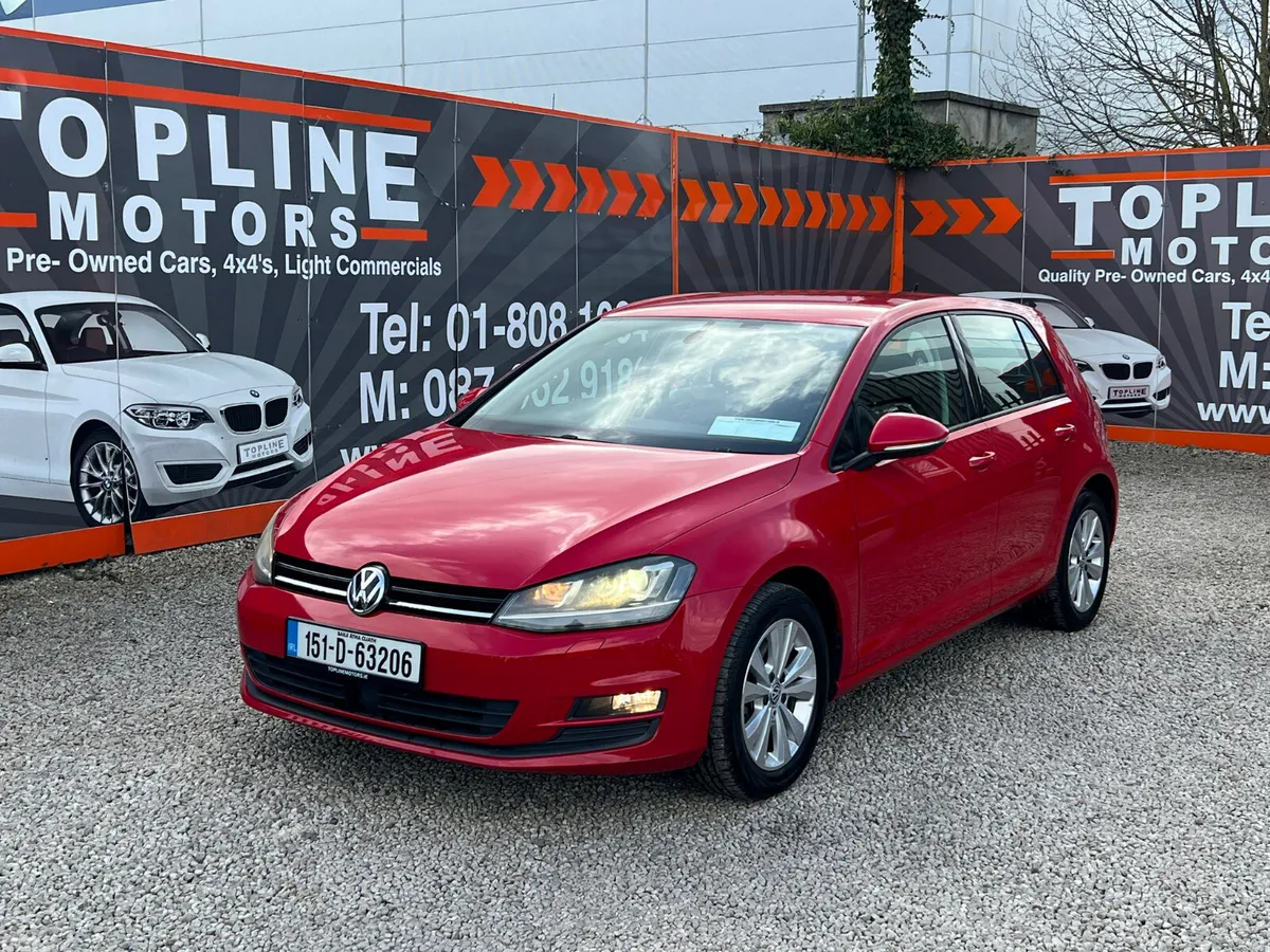 Volkswagen Golf Hatchback, Petrol, 2015, Red