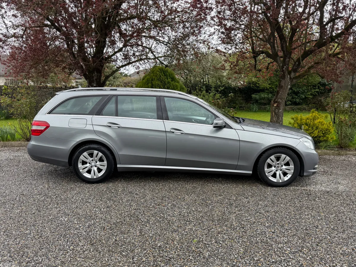 Mercedes-Benz E-Class Estate, Diesel, 2012, Silver