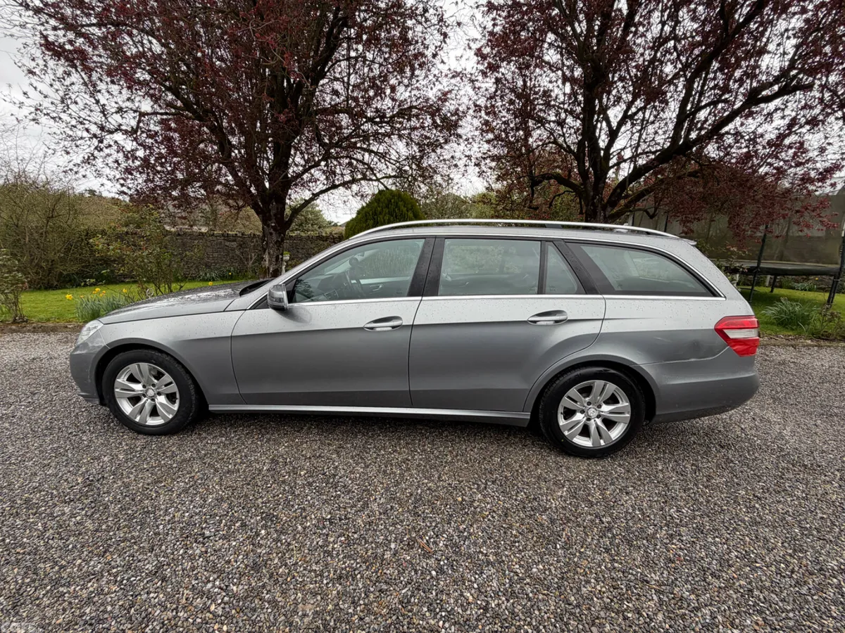 Mercedes-Benz E-Class Estate, Diesel, 2012, Silver