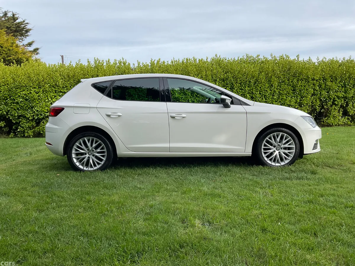 SEAT Leon Hatchback, Diesel, 2020, White