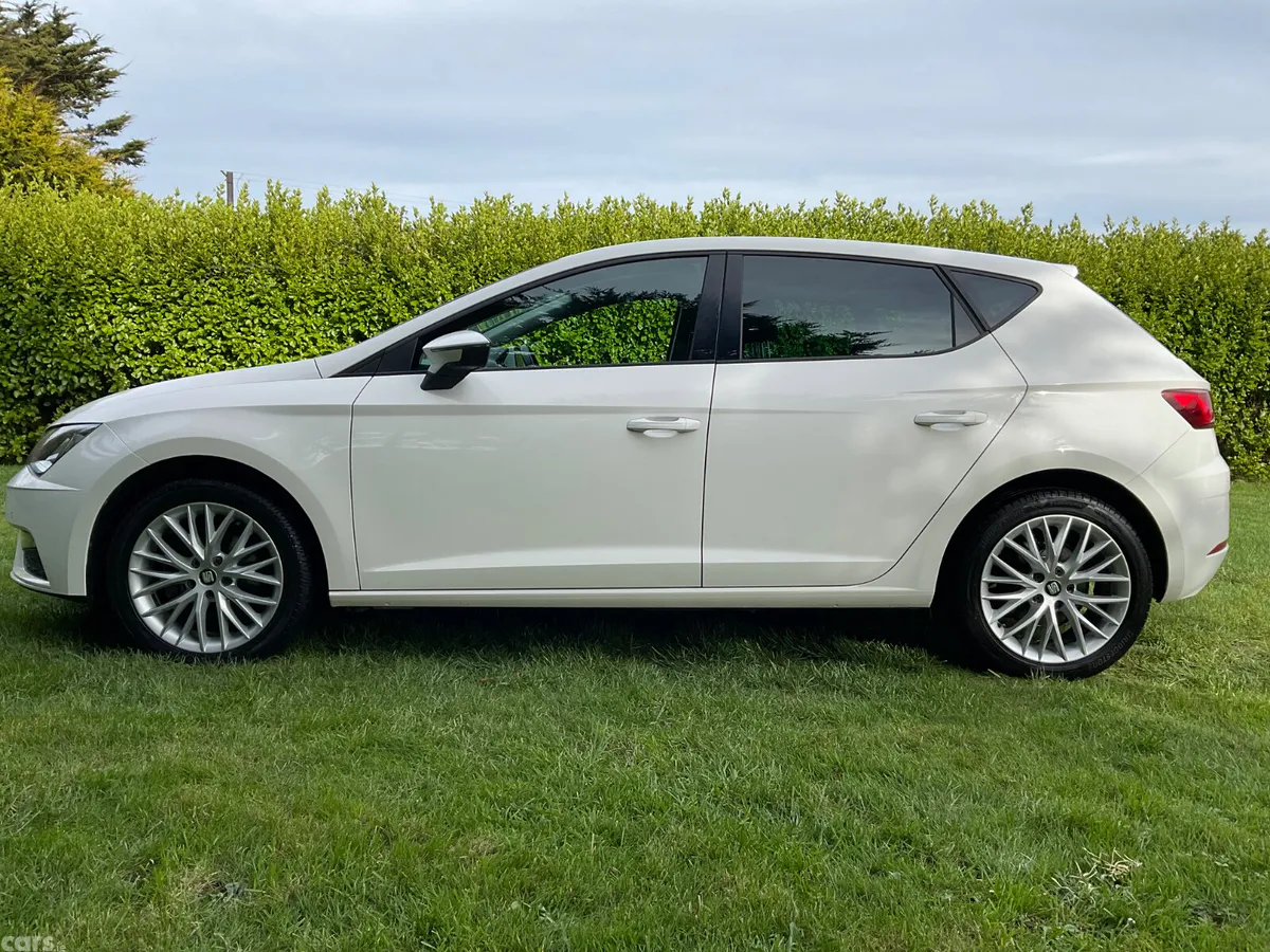SEAT Leon Hatchback, Diesel, 2020, White