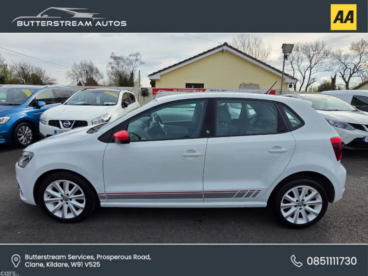 Volkswagen Polo Hatchback, Petrol, 2016, White