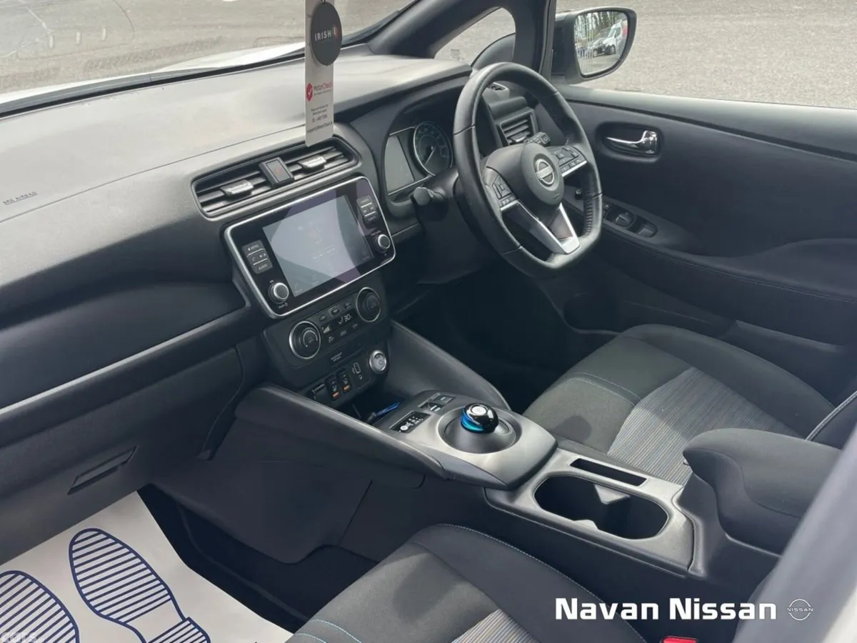 Nissan Leaf Hatchback, Electric, 2024, White