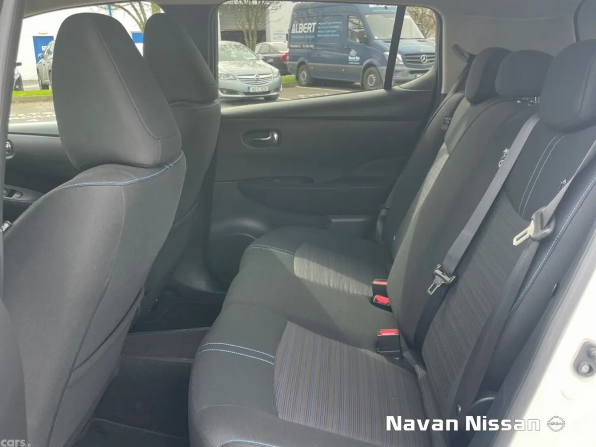 Nissan Leaf Hatchback, Electric, 2024, White