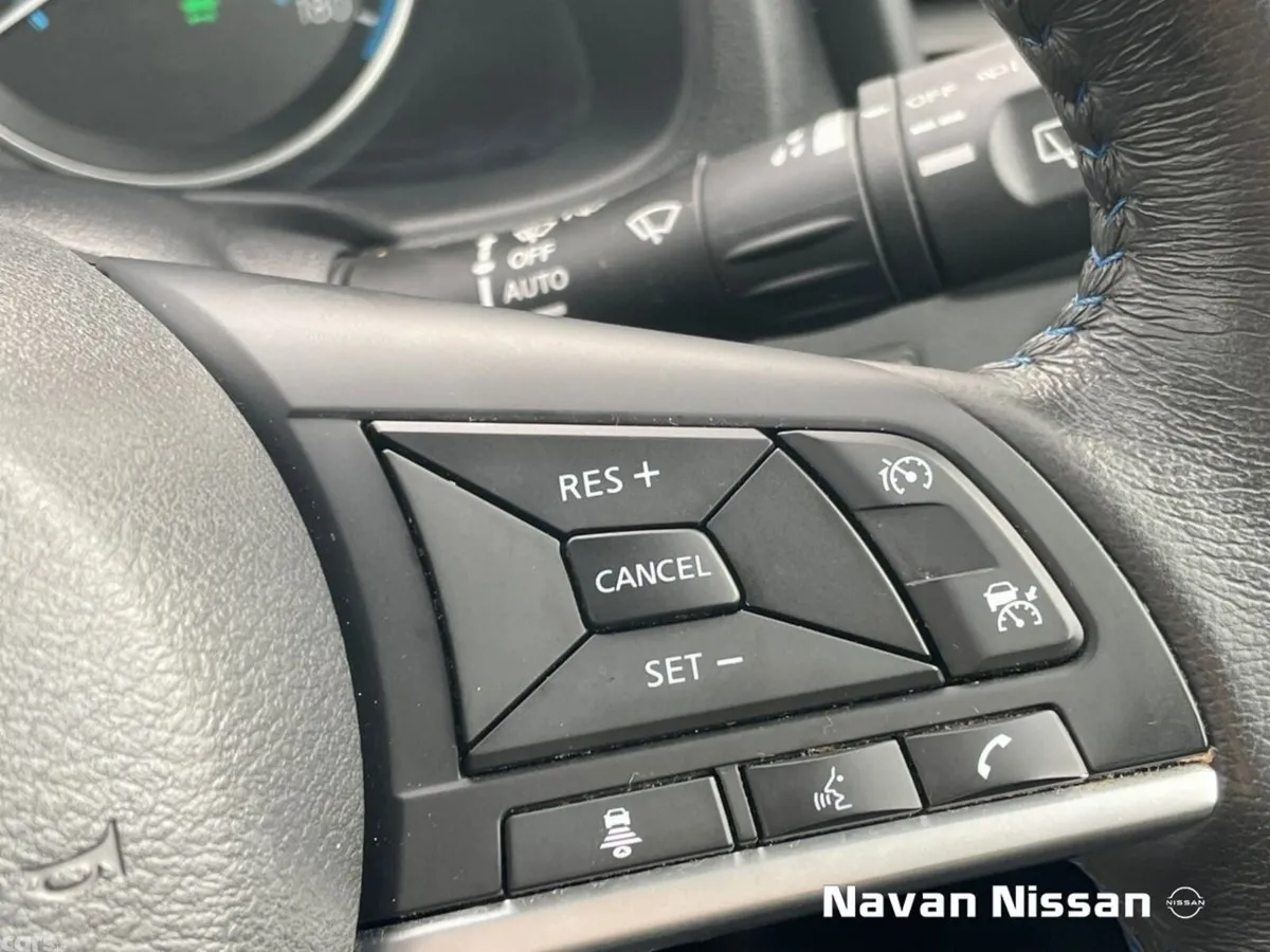 Nissan Leaf Hatchback, Electric, 2024, White