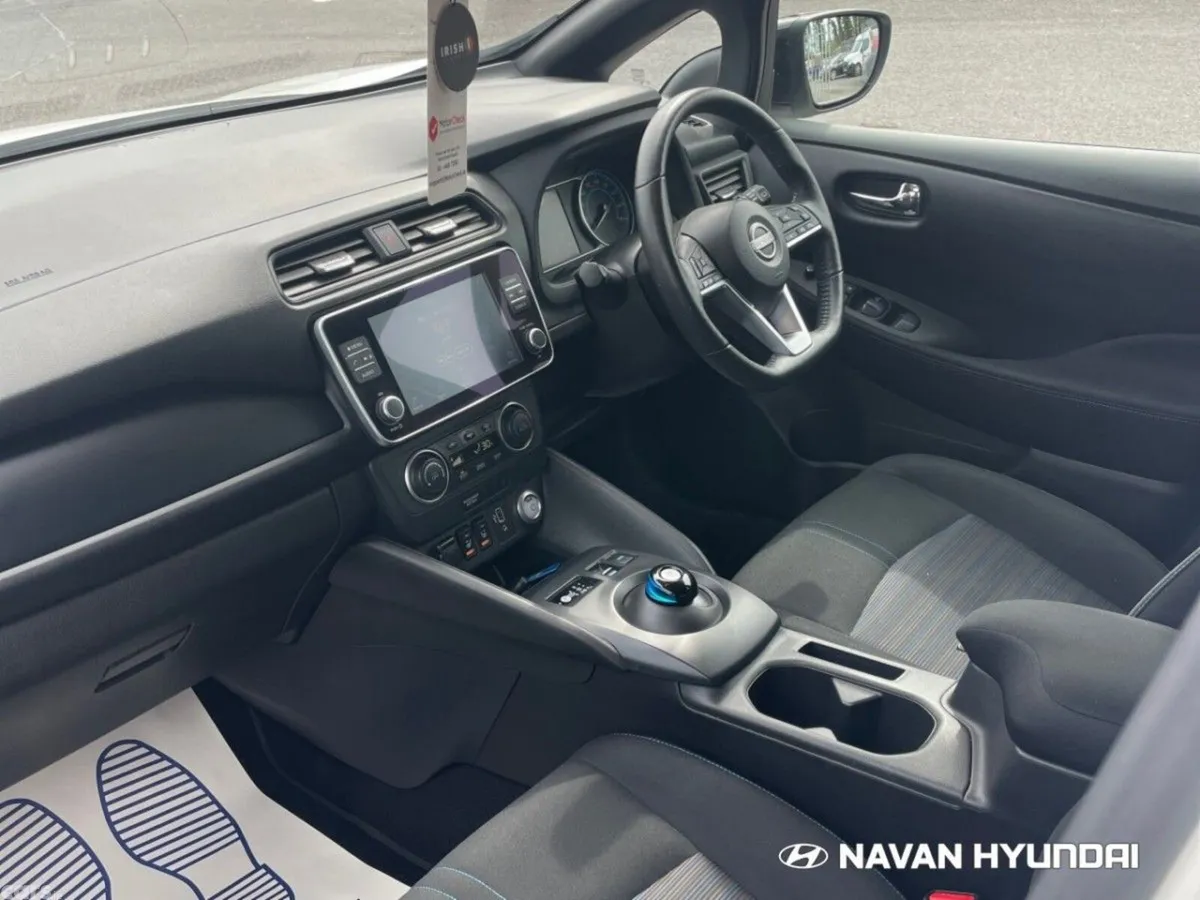 Nissan Leaf Hatchback, Electric, 2024, White