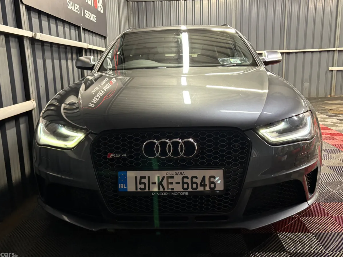 Audi RS4 Estate, Petrol, 2015, Grey
