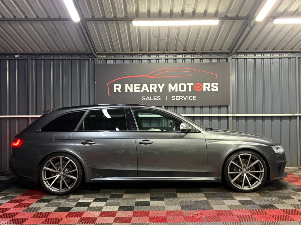 Audi RS4 Estate, Petrol, 2015, Grey