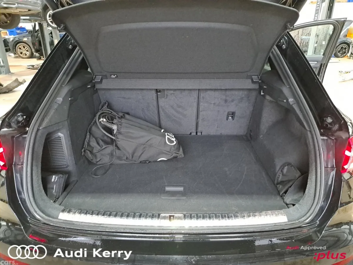 Audi Q3 Hatchback, Petrol Hybrid, 2023, Black