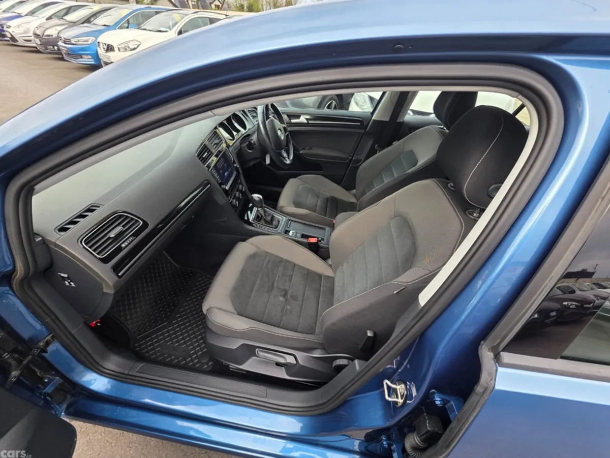Volkswagen Golf Hatchback, Petrol, 2013, Blue