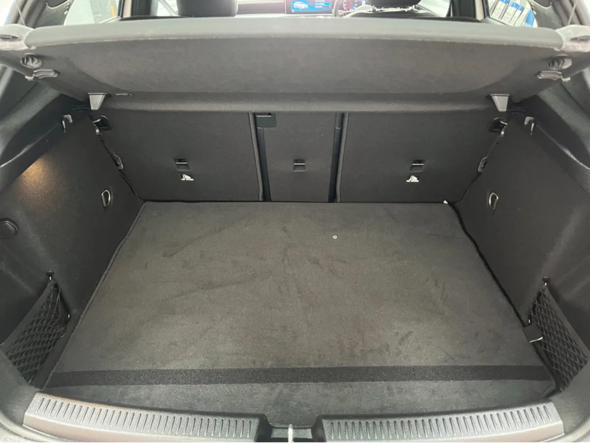 Mercedes-Benz A-Class Hatchback, Diesel, 2019, White