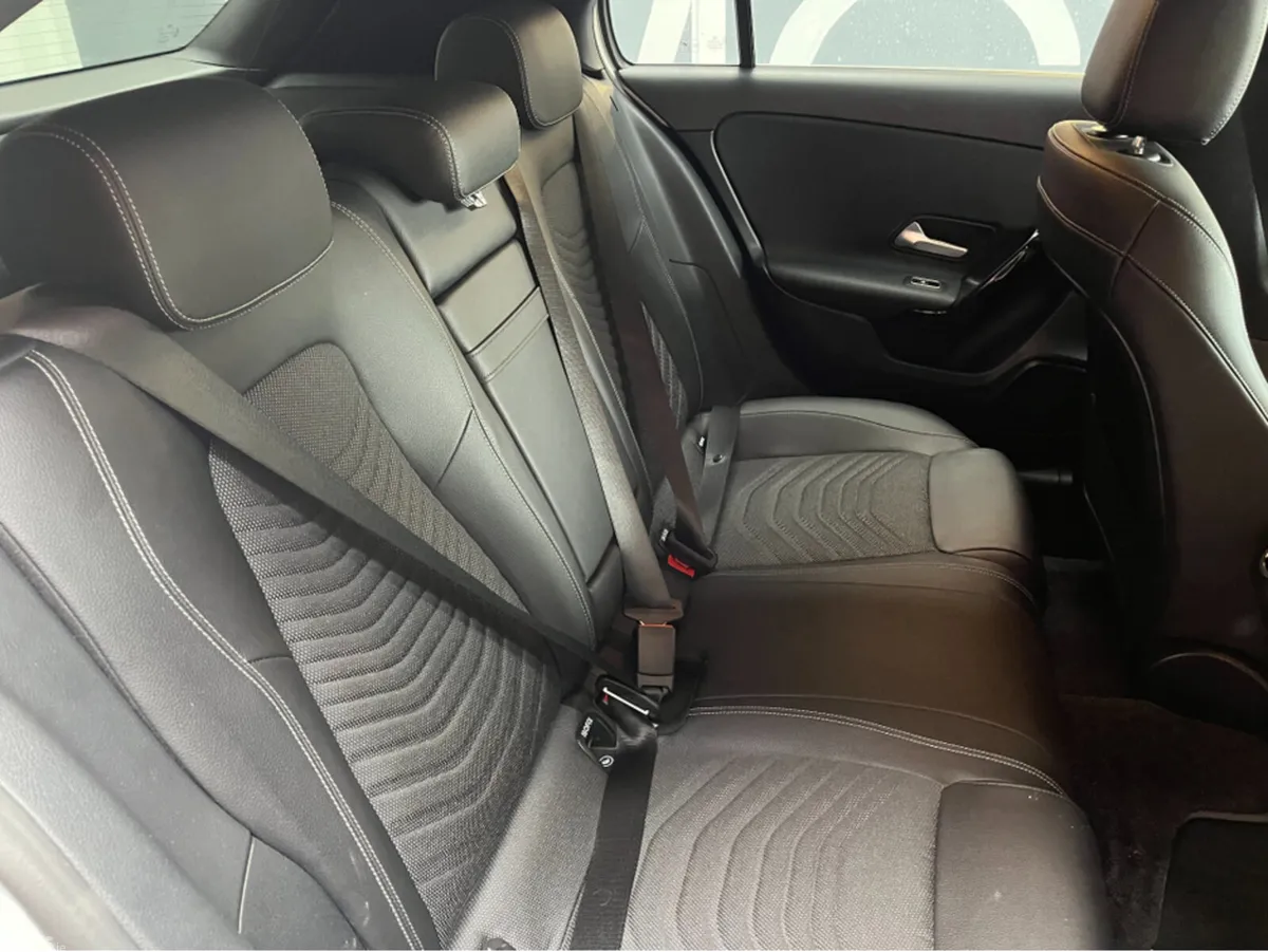 Mercedes-Benz A-Class Hatchback, Diesel, 2019, White