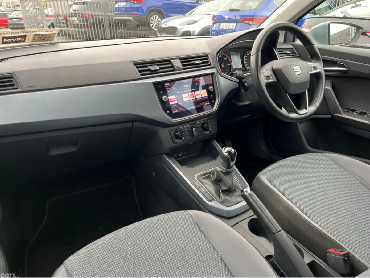 SEAT Arona Hatchback, Diesel, 2018, Grey