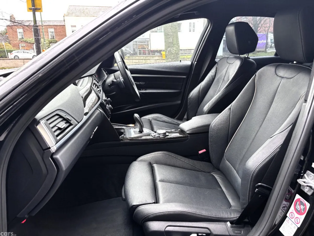 BMW 3-Series Saloon, Petrol Plug-in Hybrid, 2016, Black
