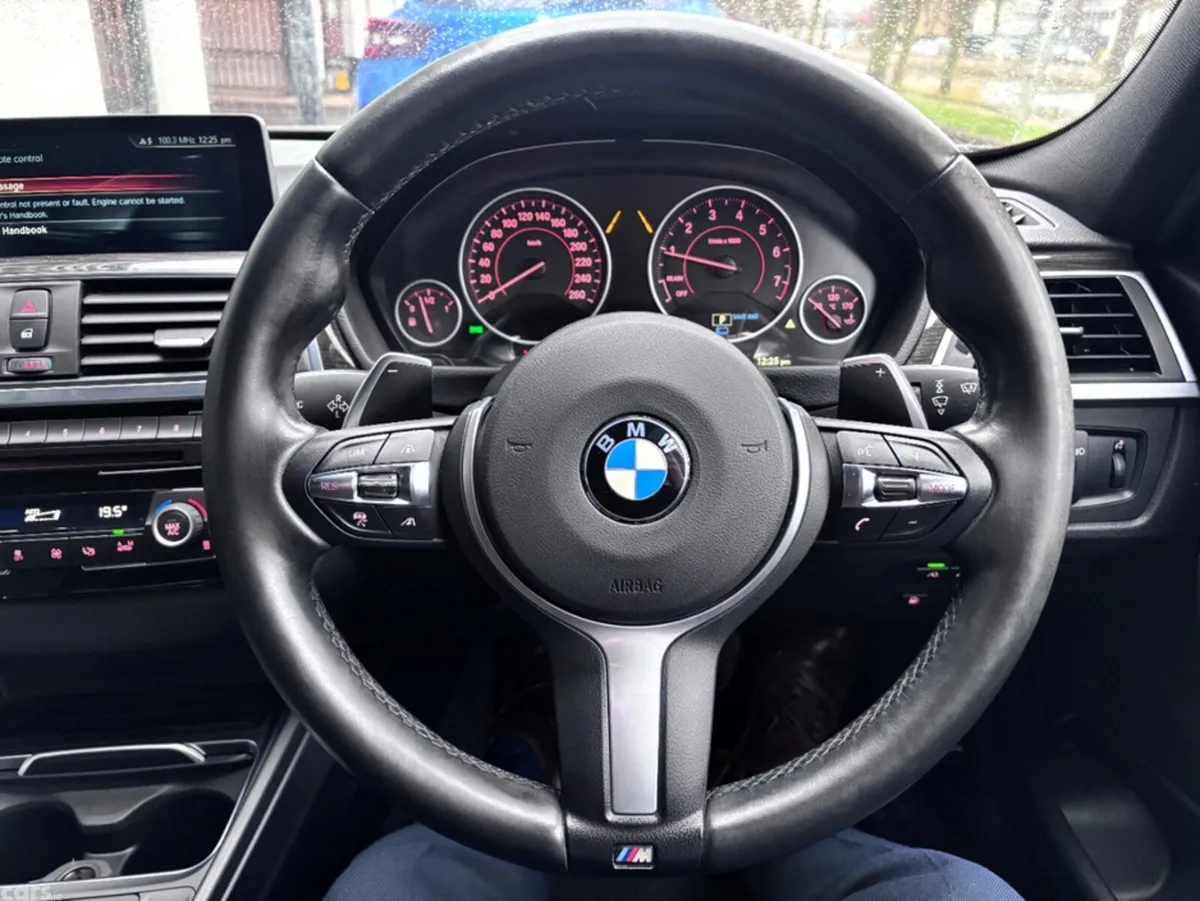 BMW 3-Series Saloon, Petrol Plug-in Hybrid, 2016, Black