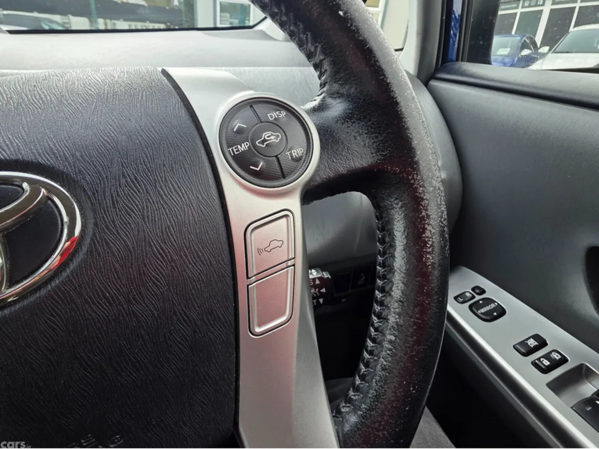Toyota Prius MPV, Petrol Hybrid, 2013, Blue