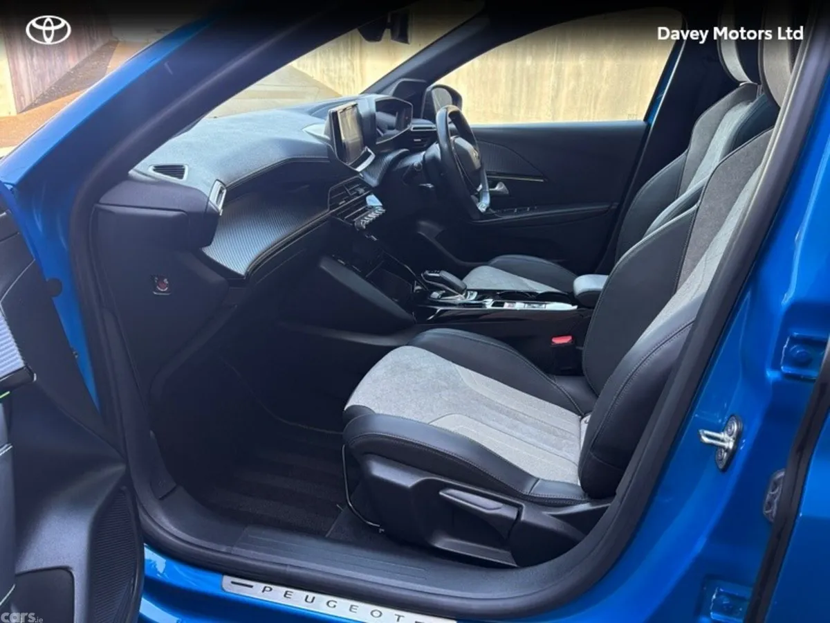 Peugeot 208 Hatchback, Electric, 2020, Blue