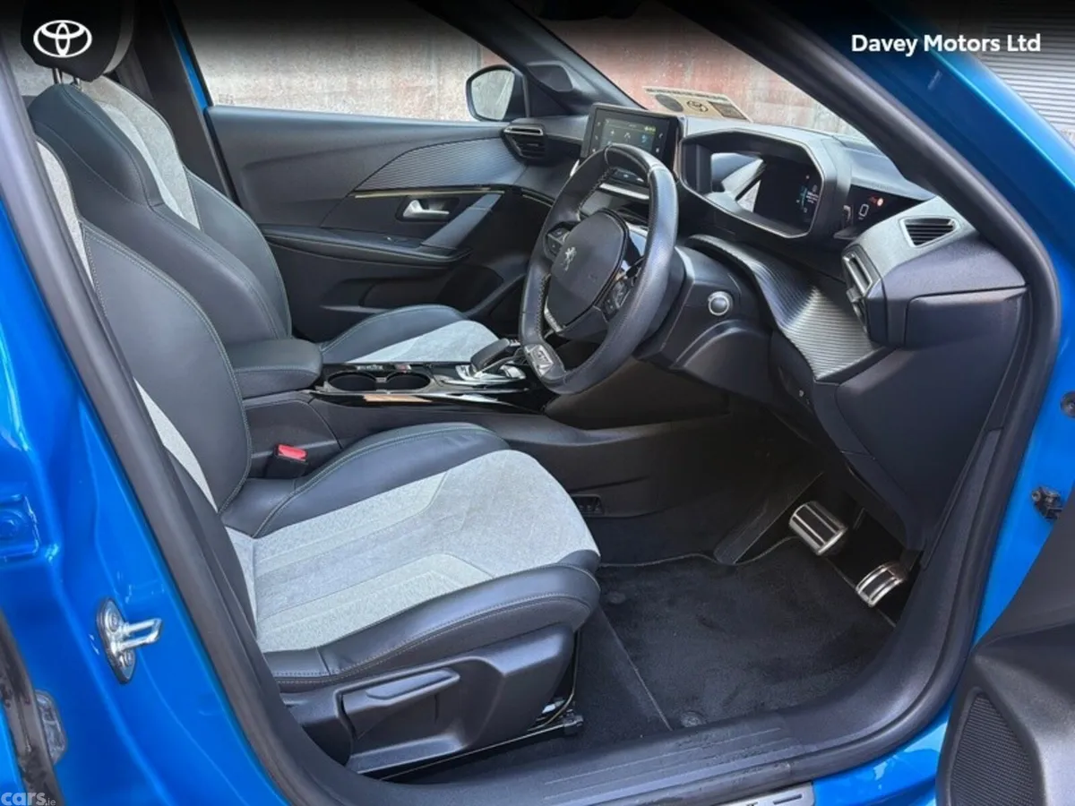 Peugeot 208 Hatchback, Electric, 2020, Blue