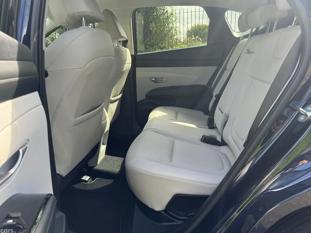 Hyundai Tucson SUV, Petrol Plug-in Hybrid, 2025, Blue