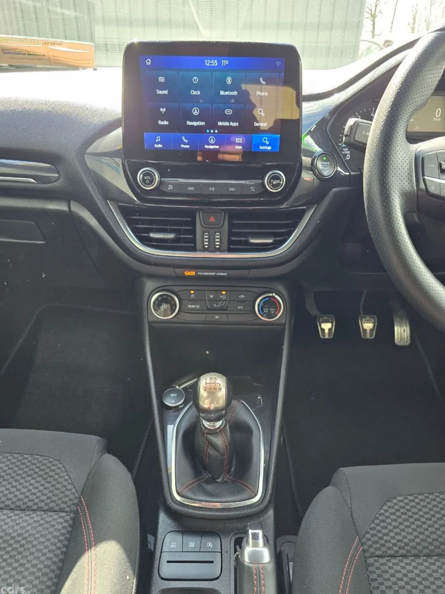 Ford Fiesta Hatchback, Petrol, 2019, White