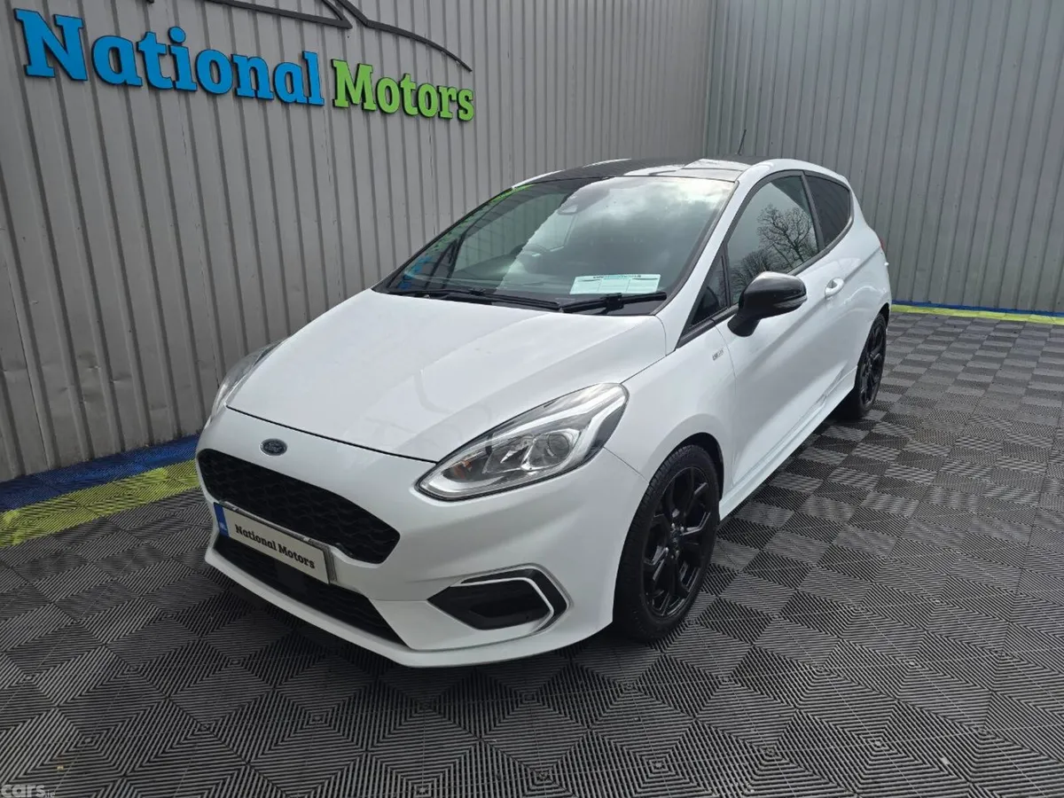 Ford Fiesta Hatchback, Petrol, 2019, White