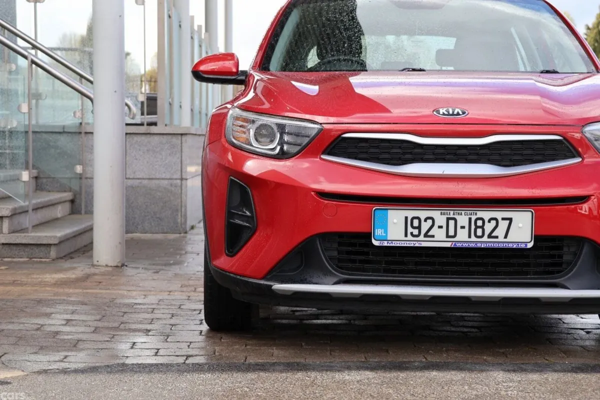 Kia Stonic Estate, Petrol, 2019, Red