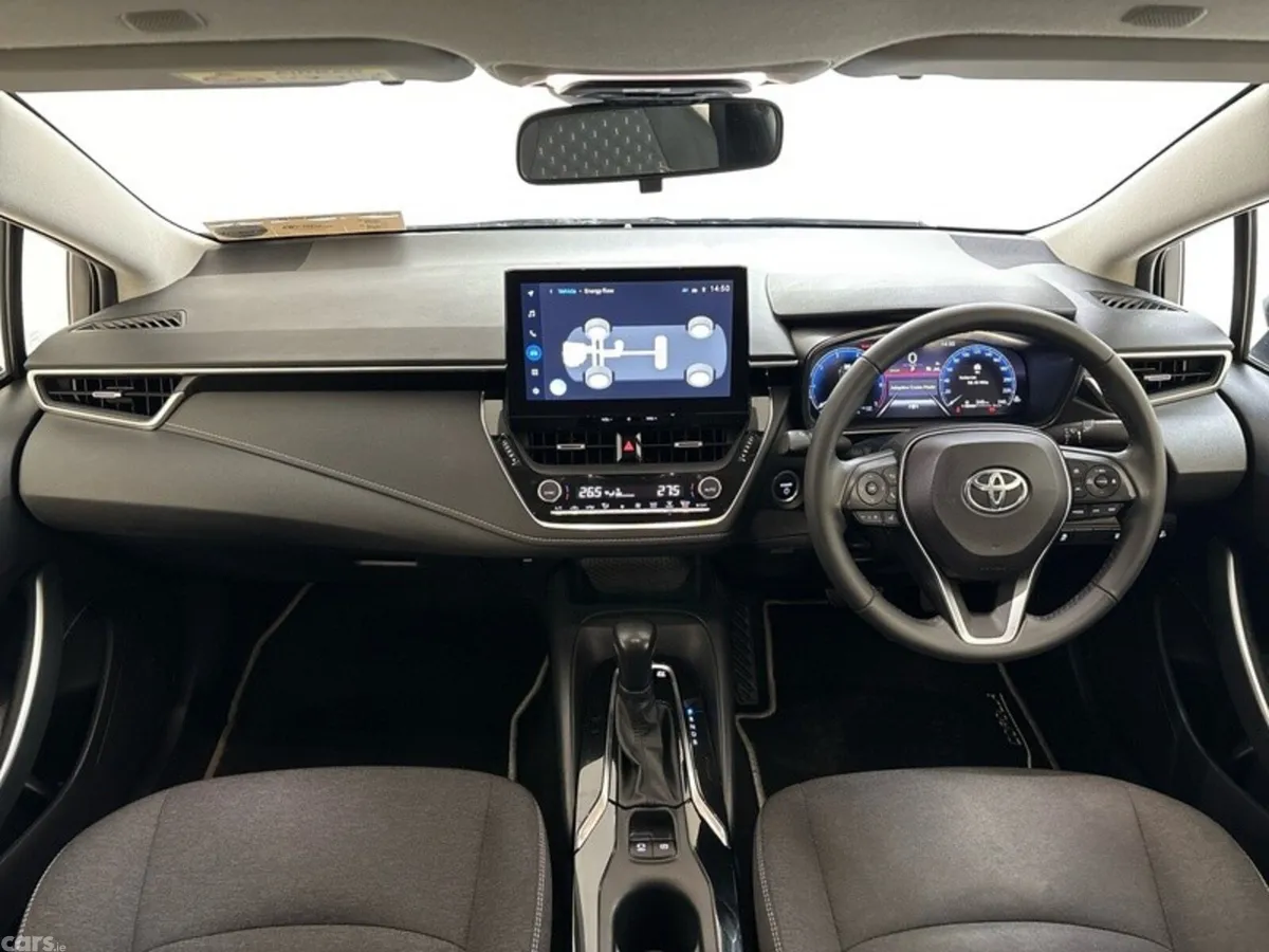 Toyota Corolla Saloon, Petrol Hybrid, 2023, Silver