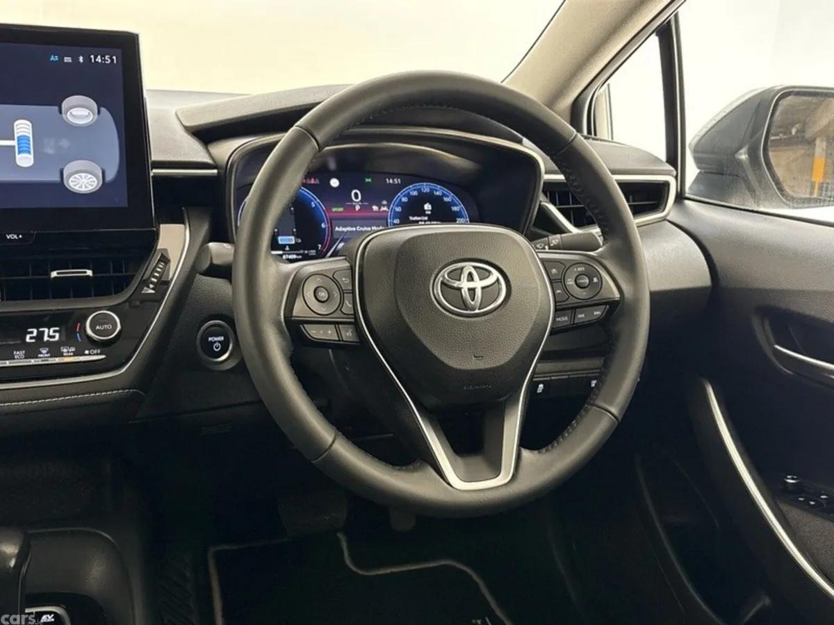Toyota Corolla Saloon, Petrol Hybrid, 2023, Silver