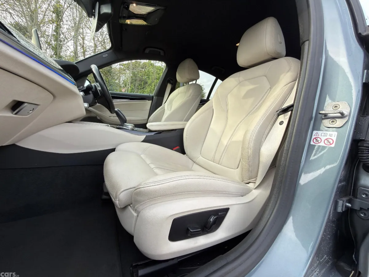 BMW 5-Series Saloon, Diesel, 2018, Blue