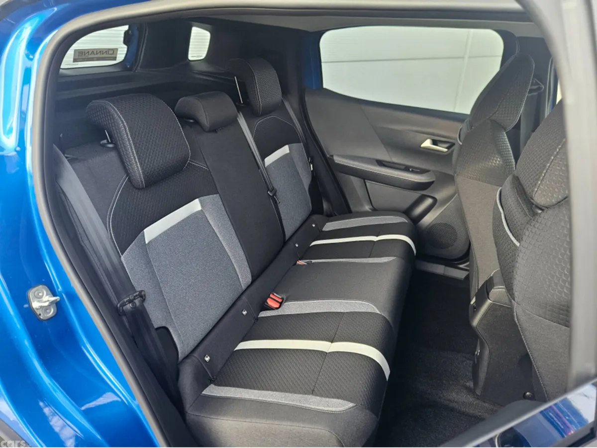 Opel Frontera SUV, Electric, 2026, Blue