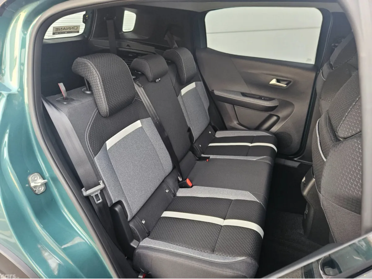 Opel Frontera SUV, Petrol Hybrid, 2026, Green