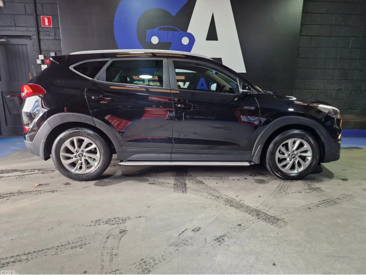 Hyundai Tucson SUV, Diesel, 2017, Black