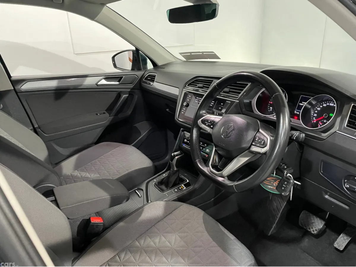 Volkswagen Tiguan SUV, Diesel, 2022, Blue