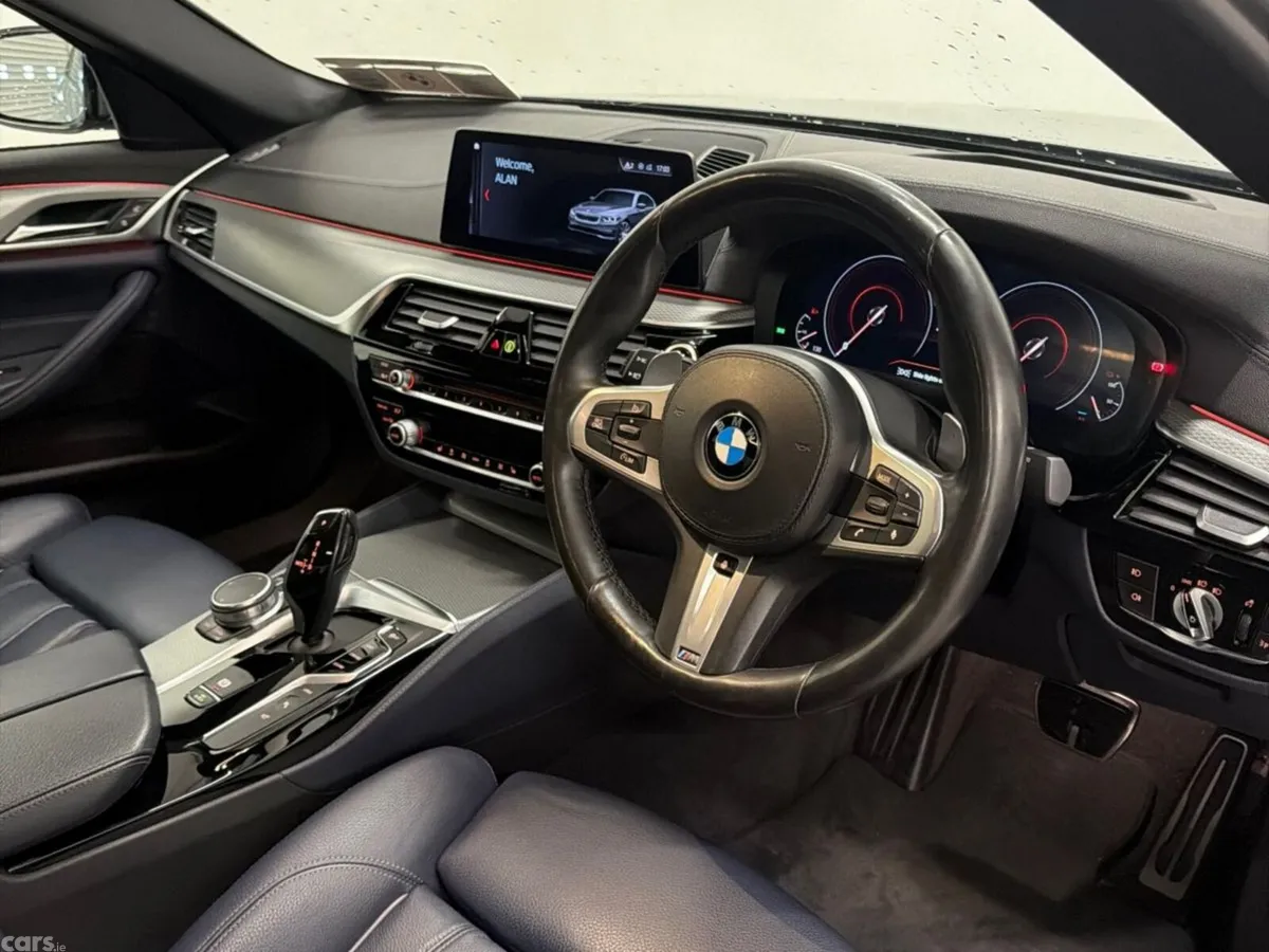 BMW 5-Series Saloon, Petrol Plug-in Hybrid, 2019, Grey