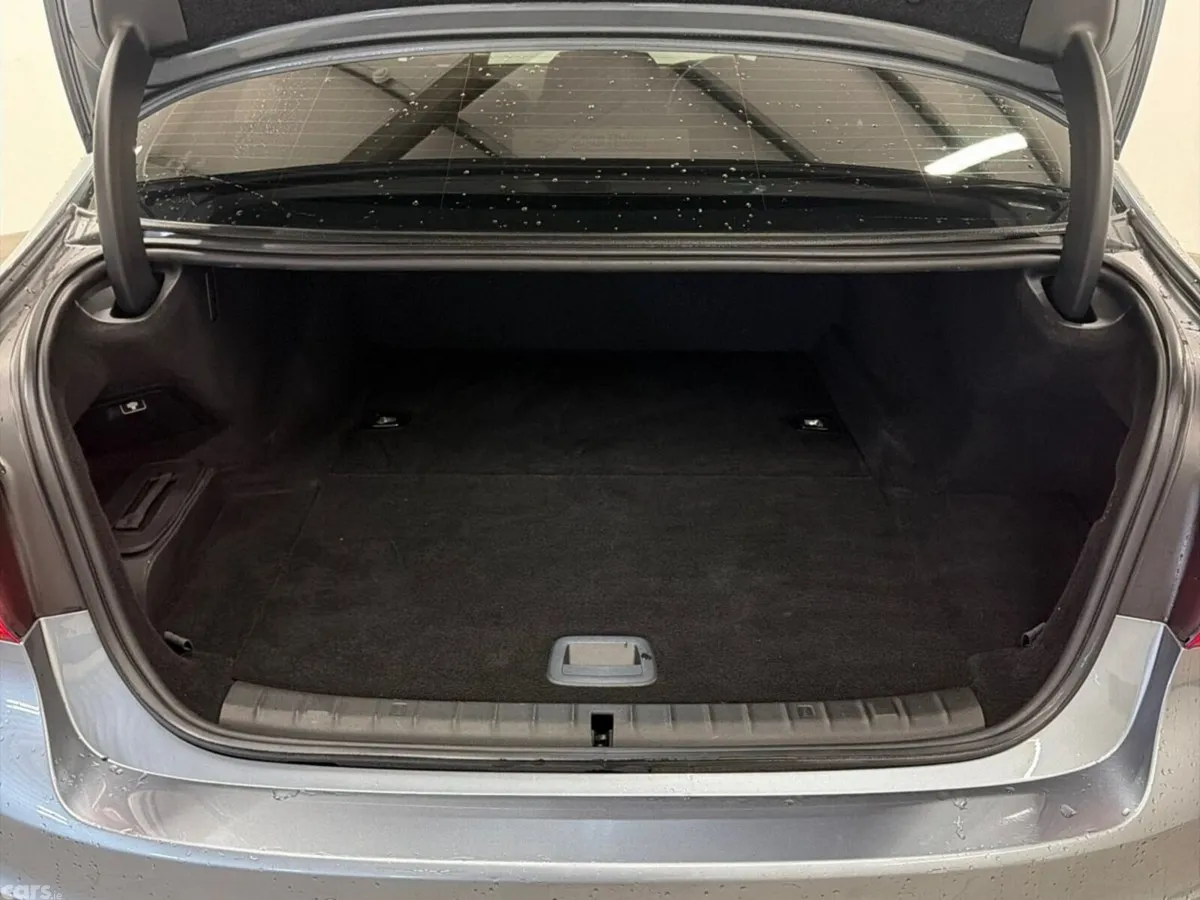BMW 5-Series Saloon, Petrol Plug-in Hybrid, 2019, Grey