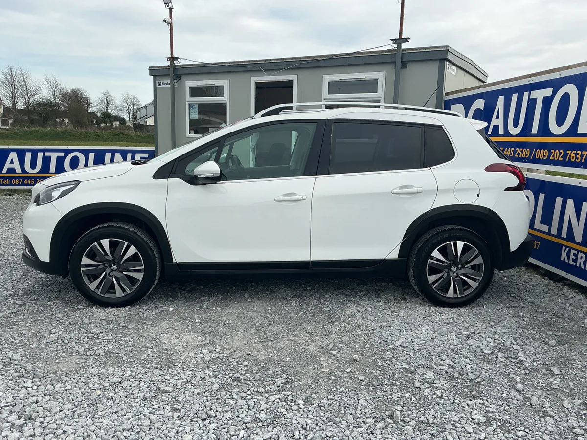 Peugeot 2008 Hatchback, Petrol, 2019, White