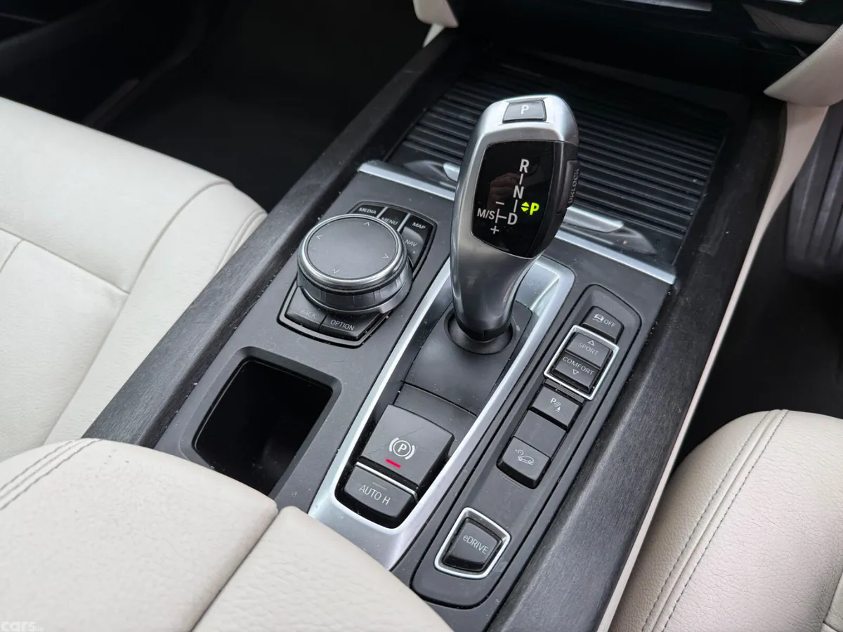 BMW X5 SUV, Petrol Plug-in Hybrid, 2016, Black