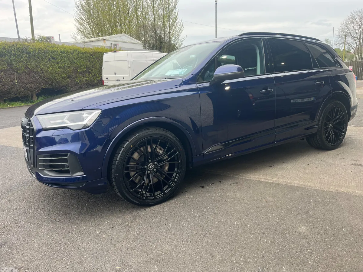 Audi Q7 SUV, Petrol Plug-in Hybrid, 2022, Blue