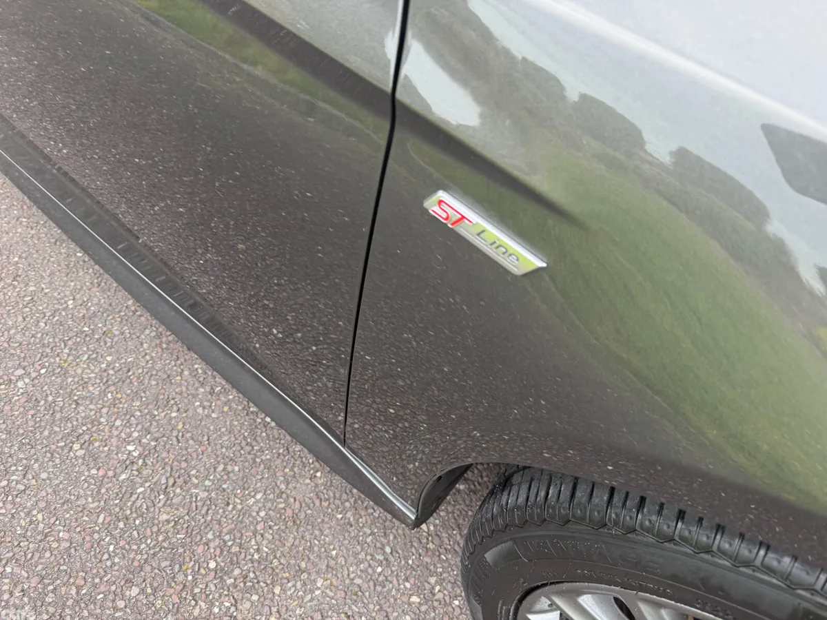 Ford Focus Hatchback, Diesel, 2018, Grey