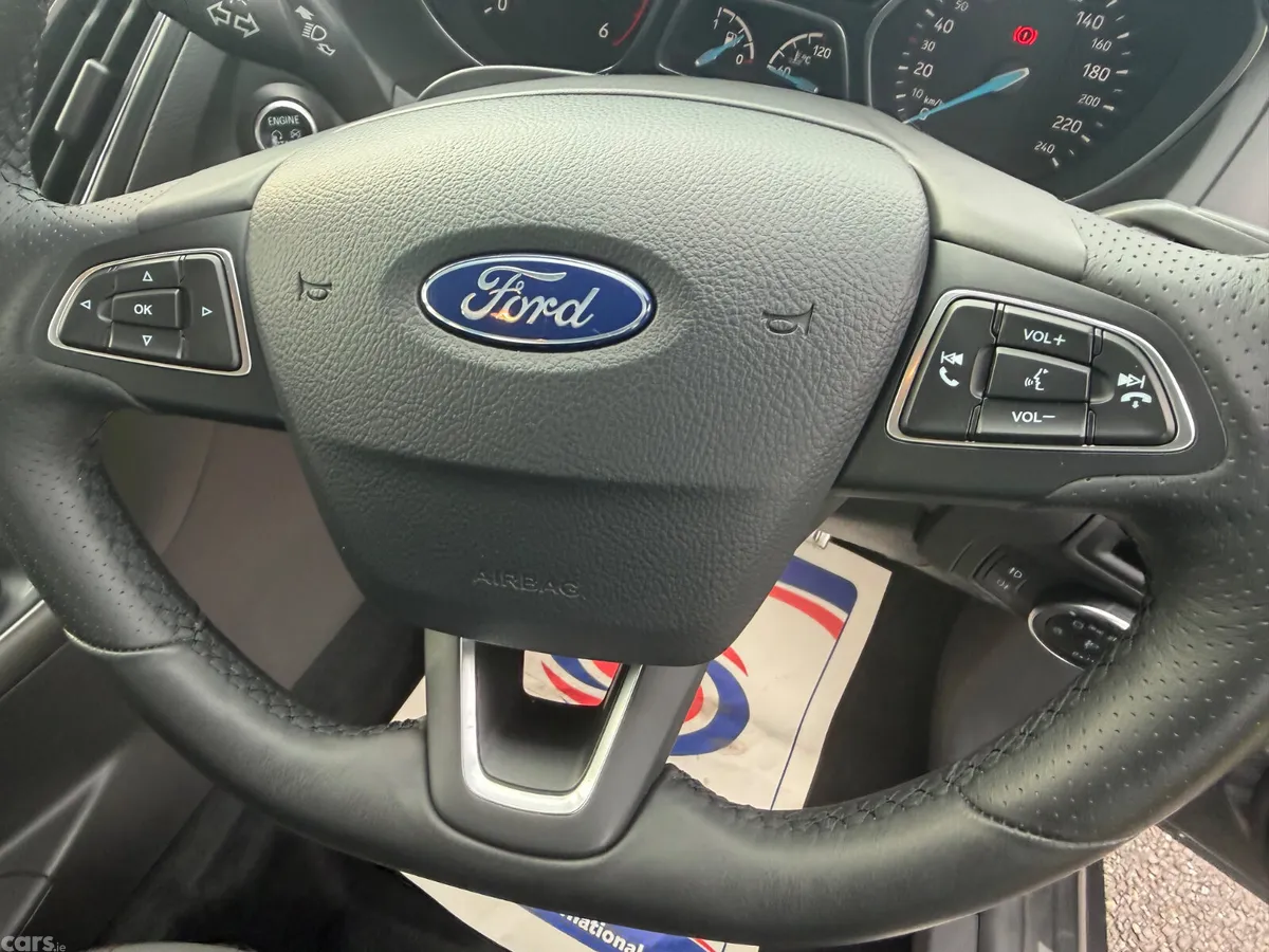 Ford Focus Hatchback, Diesel, 2018, Grey