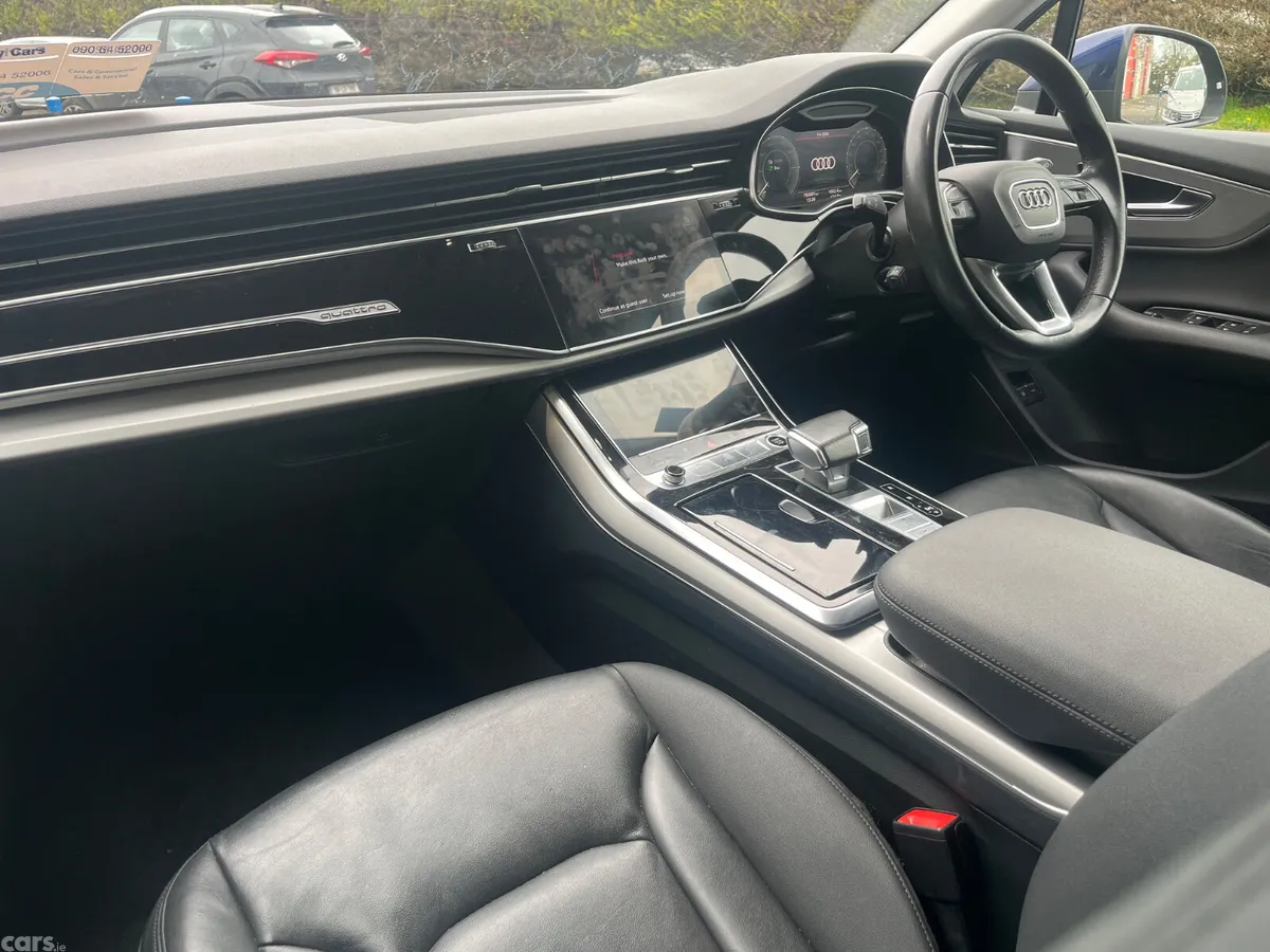 Audi Q7 SUV, Petrol Plug-in Hybrid, 2022, Blue