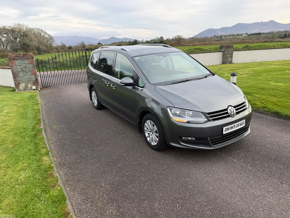 Volkswagen Sharan MPV, Diesel, 2017, Grey