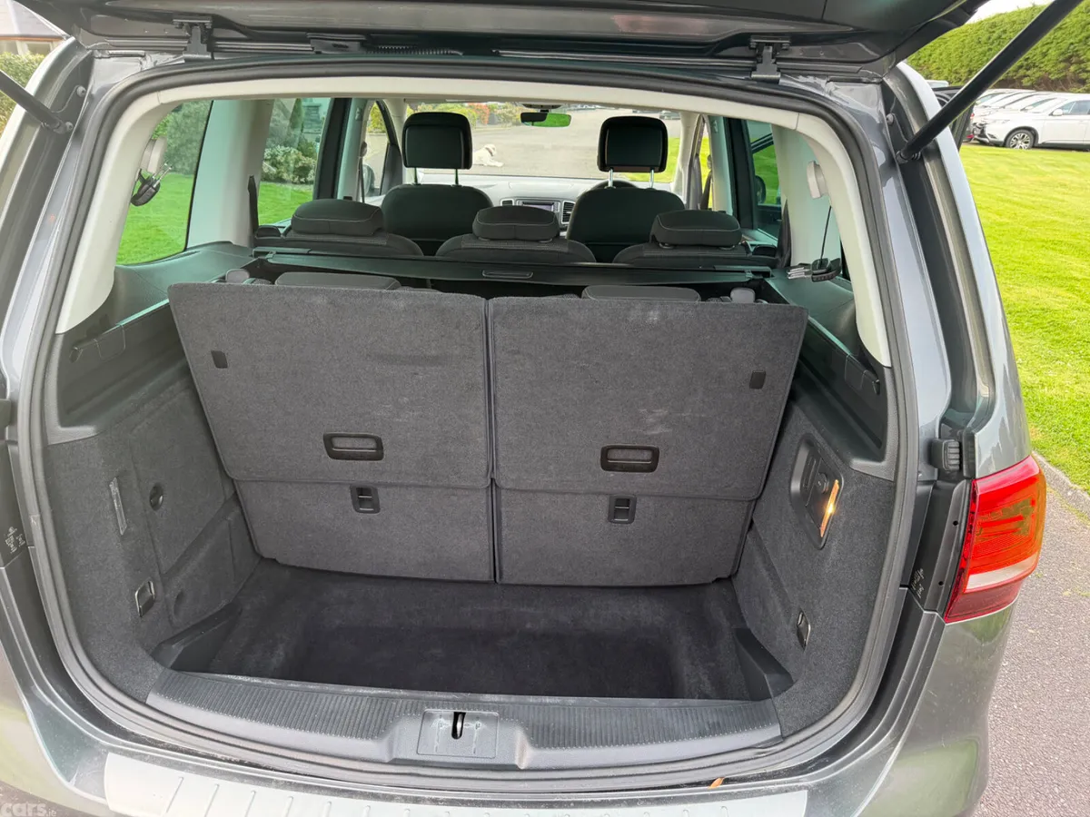 Volkswagen Sharan MPV, Diesel, 2017, Grey